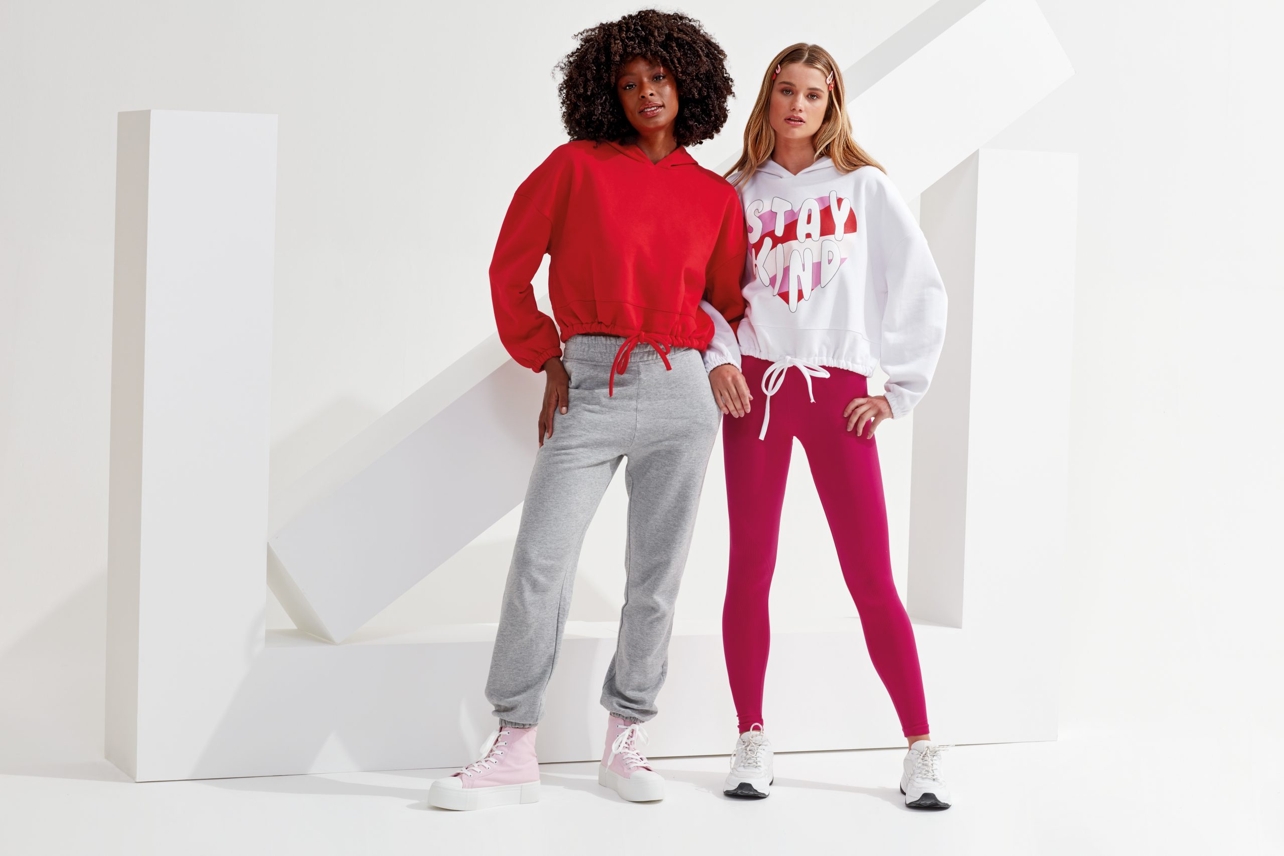 Sweat à capuche oversize court – Image 2